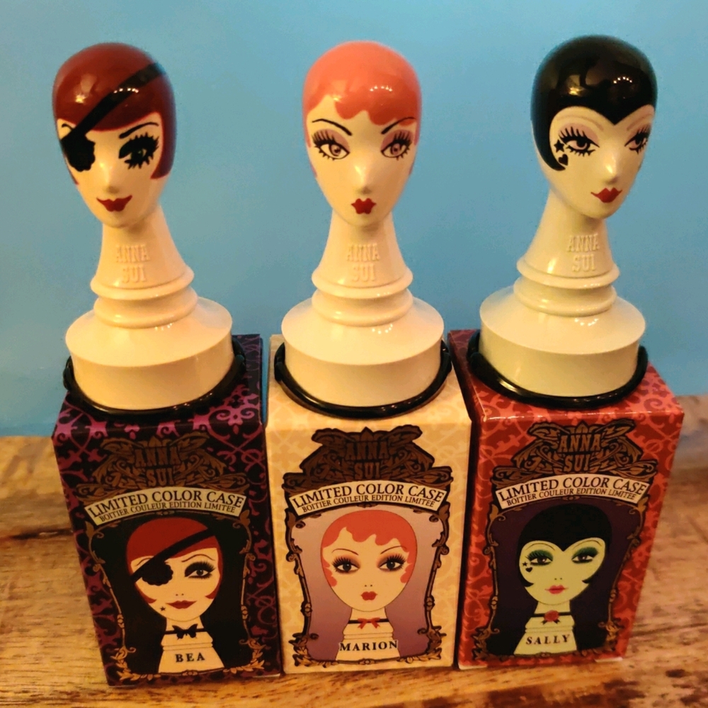 SOLD!! ANNA SUI Ltd Ed Color Case Bea, Marion, Sally NEW